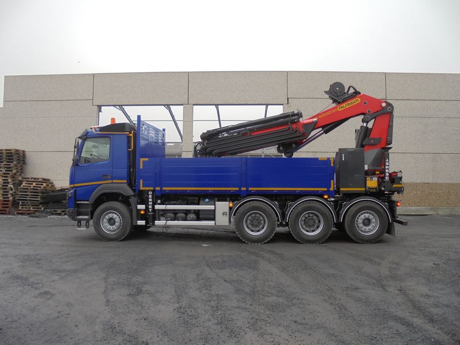 Grue de manutention Palfinger — Ateliers G. Desmet
